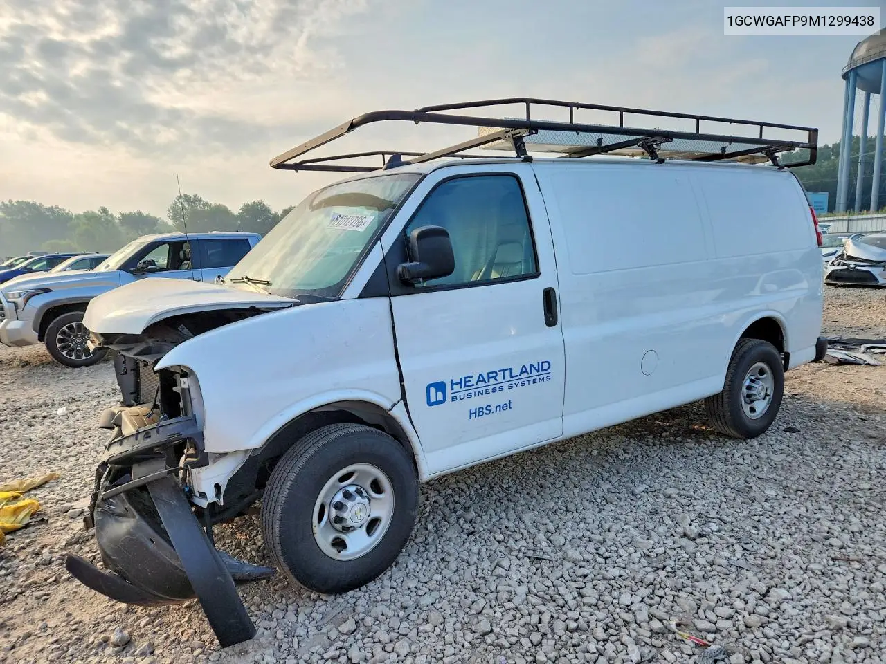 2021 Chevrolet Express G2500 VIN: 1GCWGAFP9M1299438 Lot: 61012766
