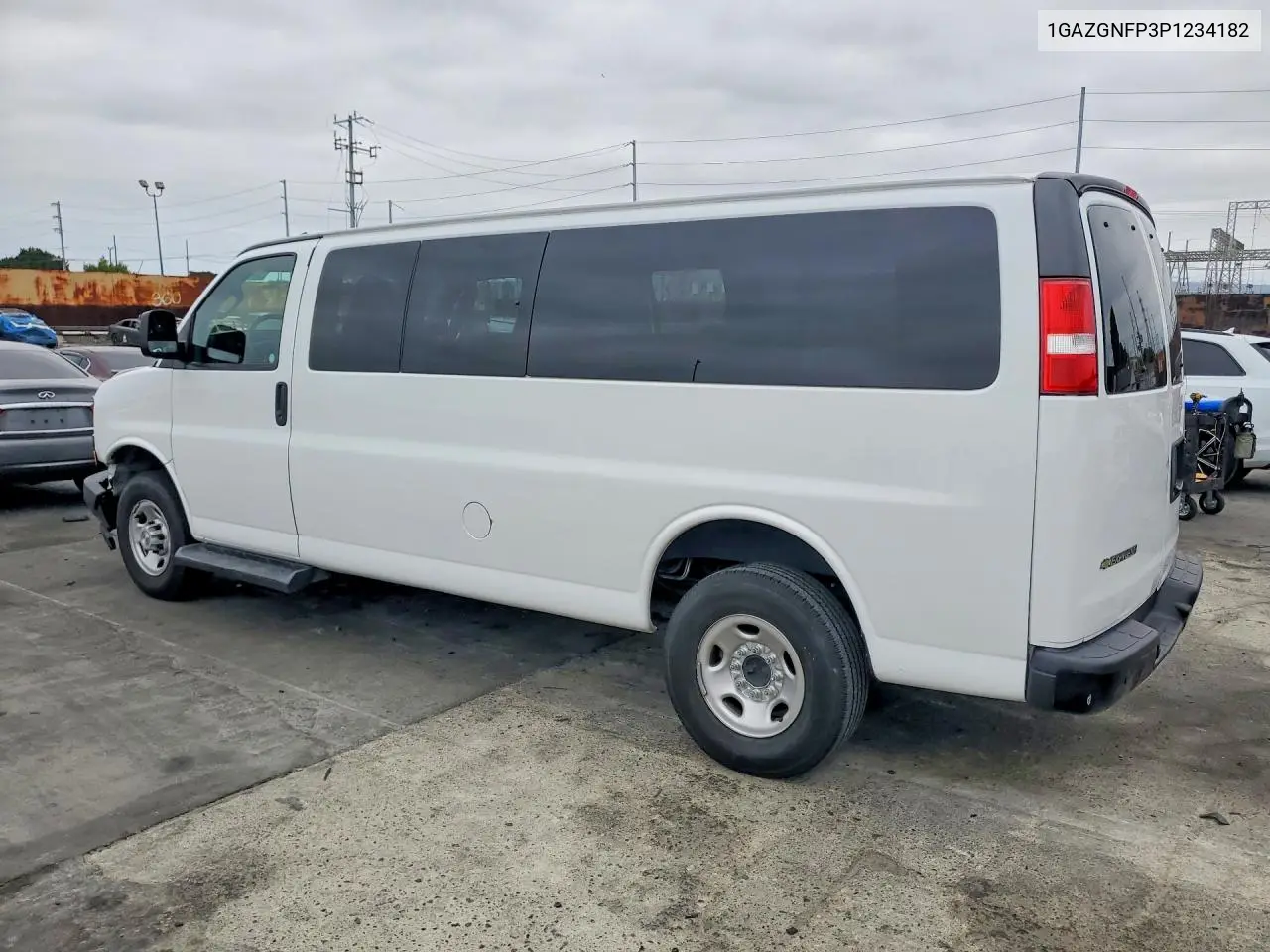 1GAZGNFP3P1234182 2023 Chevy Express G3500 Psgr Van- R&D- Pri Fleet