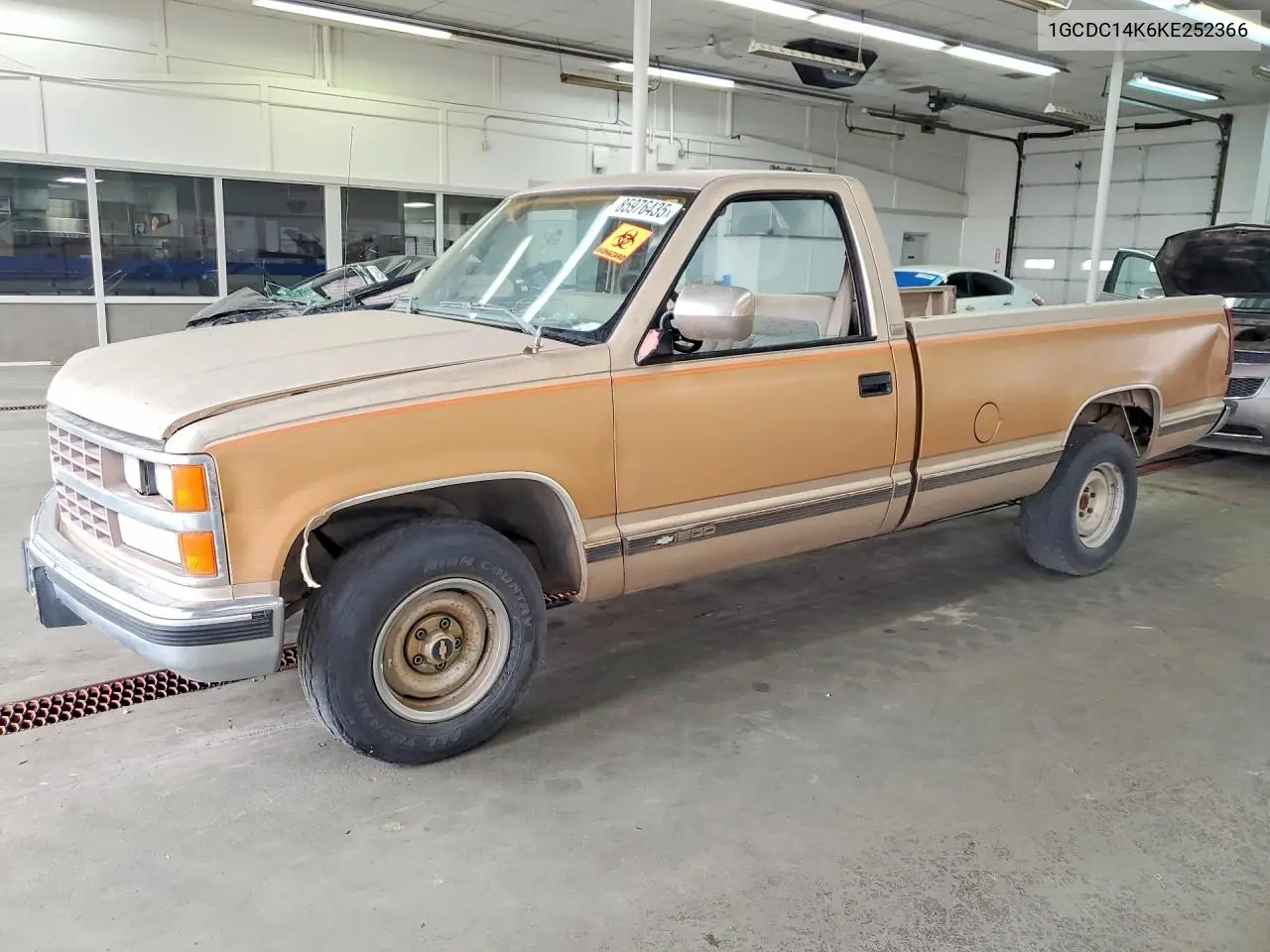 1989 Chevrolet Gmt-400 C1500 VIN: 1GCDC14K6KE252366 Lot: 85976435
