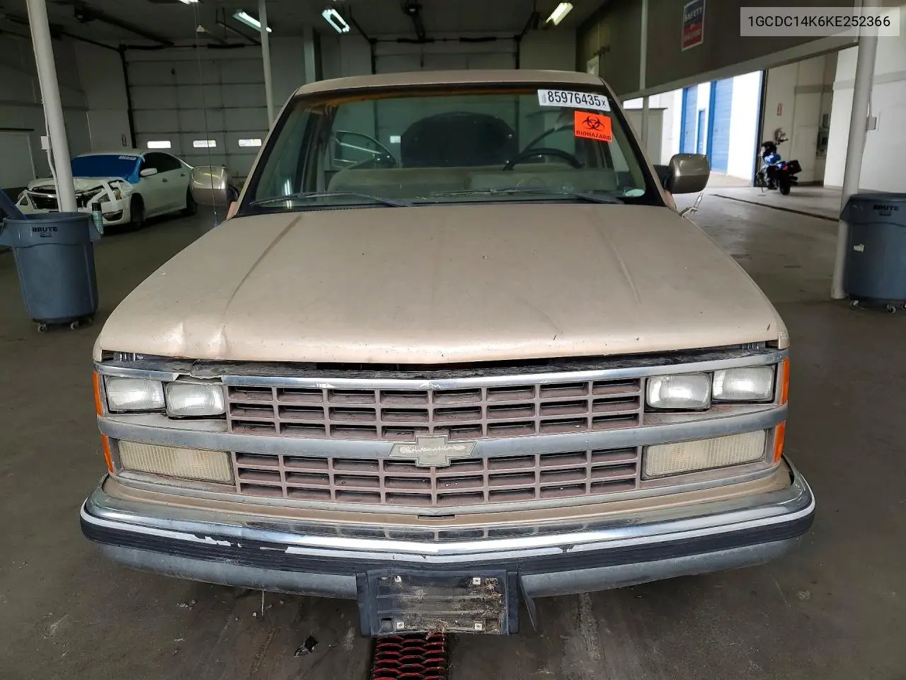 1989 Chevrolet Gmt-400 C1500 VIN: 1GCDC14K6KE252366 Lot: 85976435