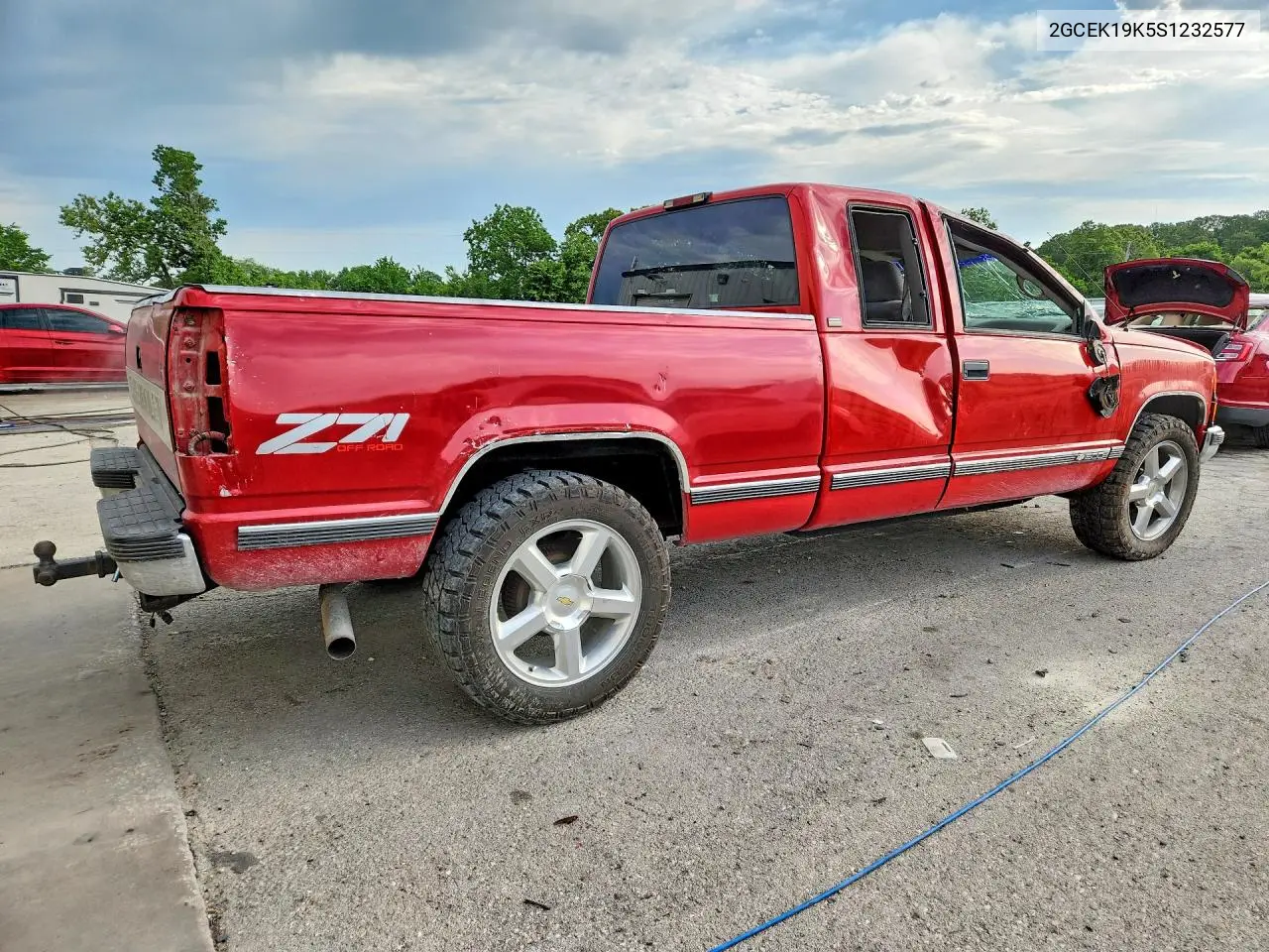 1995 Chevrolet Gmt-400 K1500 VIN: 2GCEK19K5S1232577 Lot: 53554406