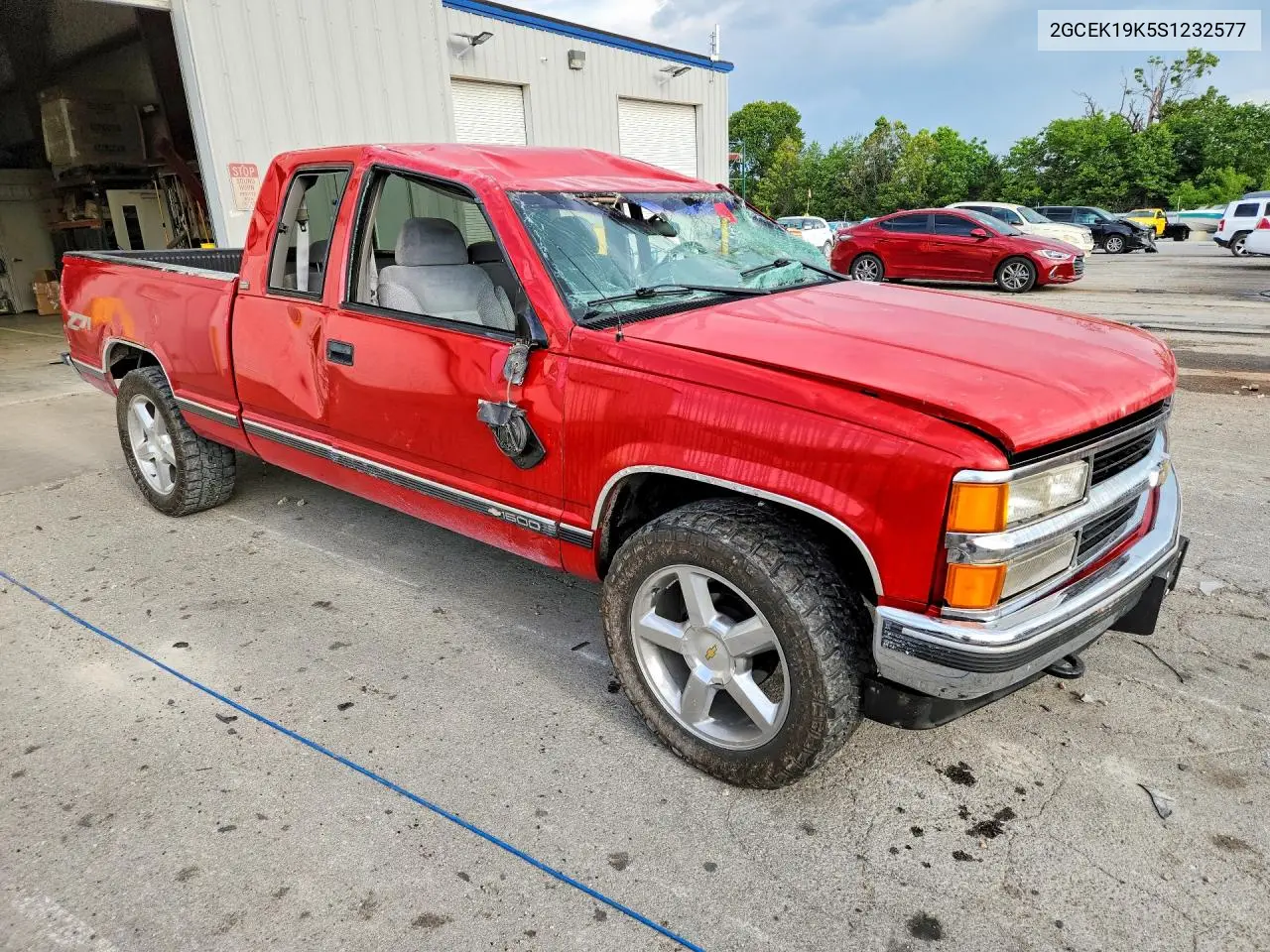 1995 Chevrolet Gmt-400 K1500 VIN: 2GCEK19K5S1232577 Lot: 53554406