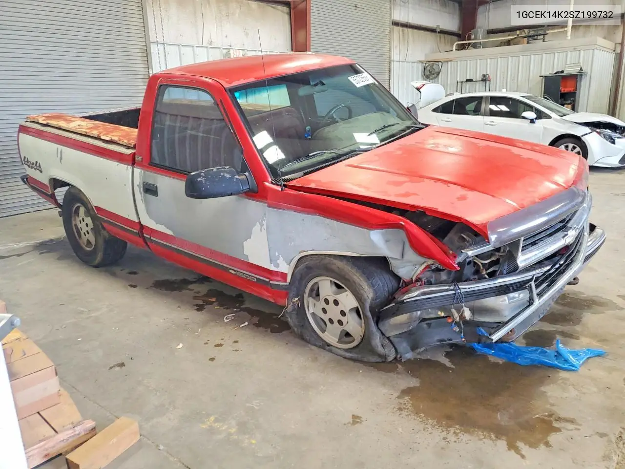 1995 Chevrolet Gmt-400 K1500 VIN: 1GCEK14K2SZ199732 Lot: 55722656