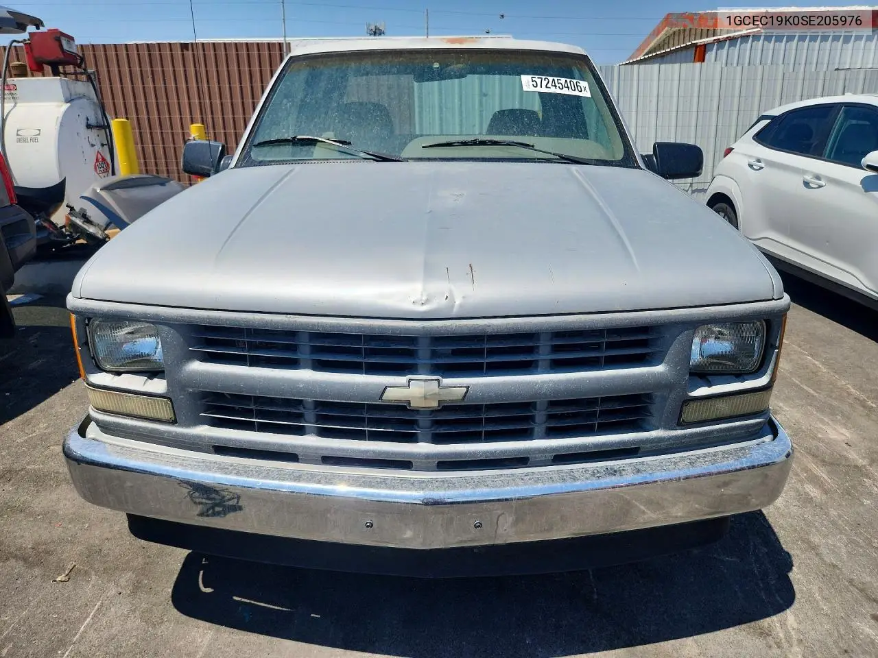 1995 Chevrolet Gmt-400 C1500 VIN: 1GCEC19K0SE205976 Lot: 57245406