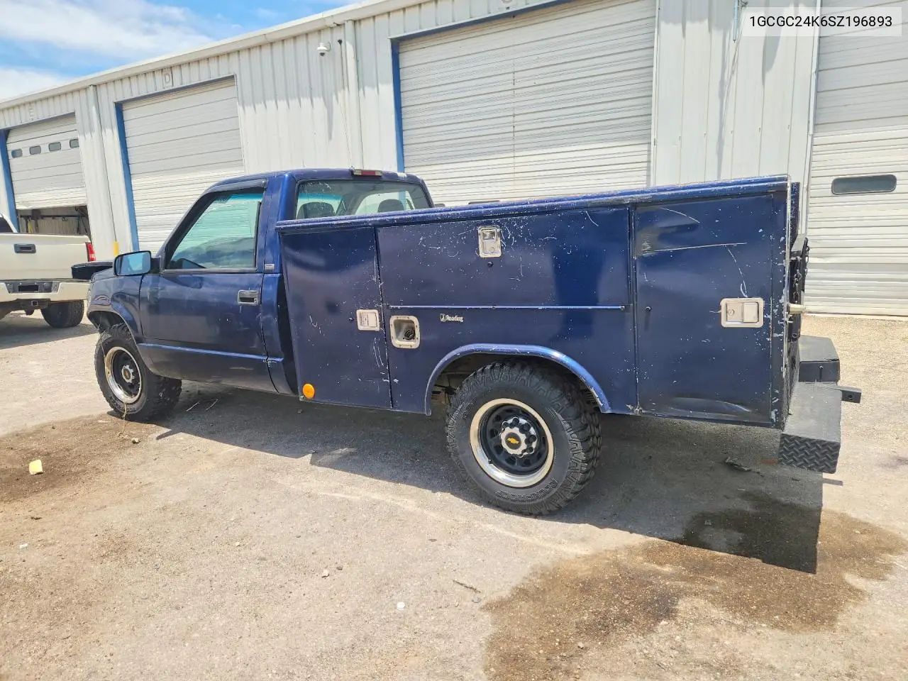 1995 Chevrolet Gmt-400 C2500 VIN: 1GCGC24K6SZ196893 Lot: 60008496