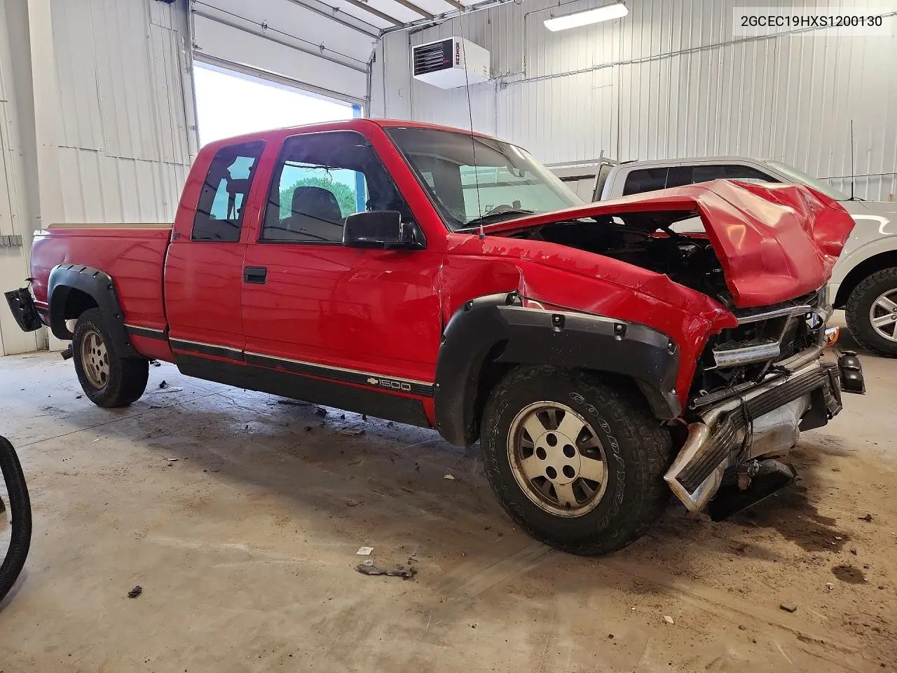 1995 Chevrolet Gmt-400 C1500 VIN: 2GCEC19HXS1200130 Lot: 61903296