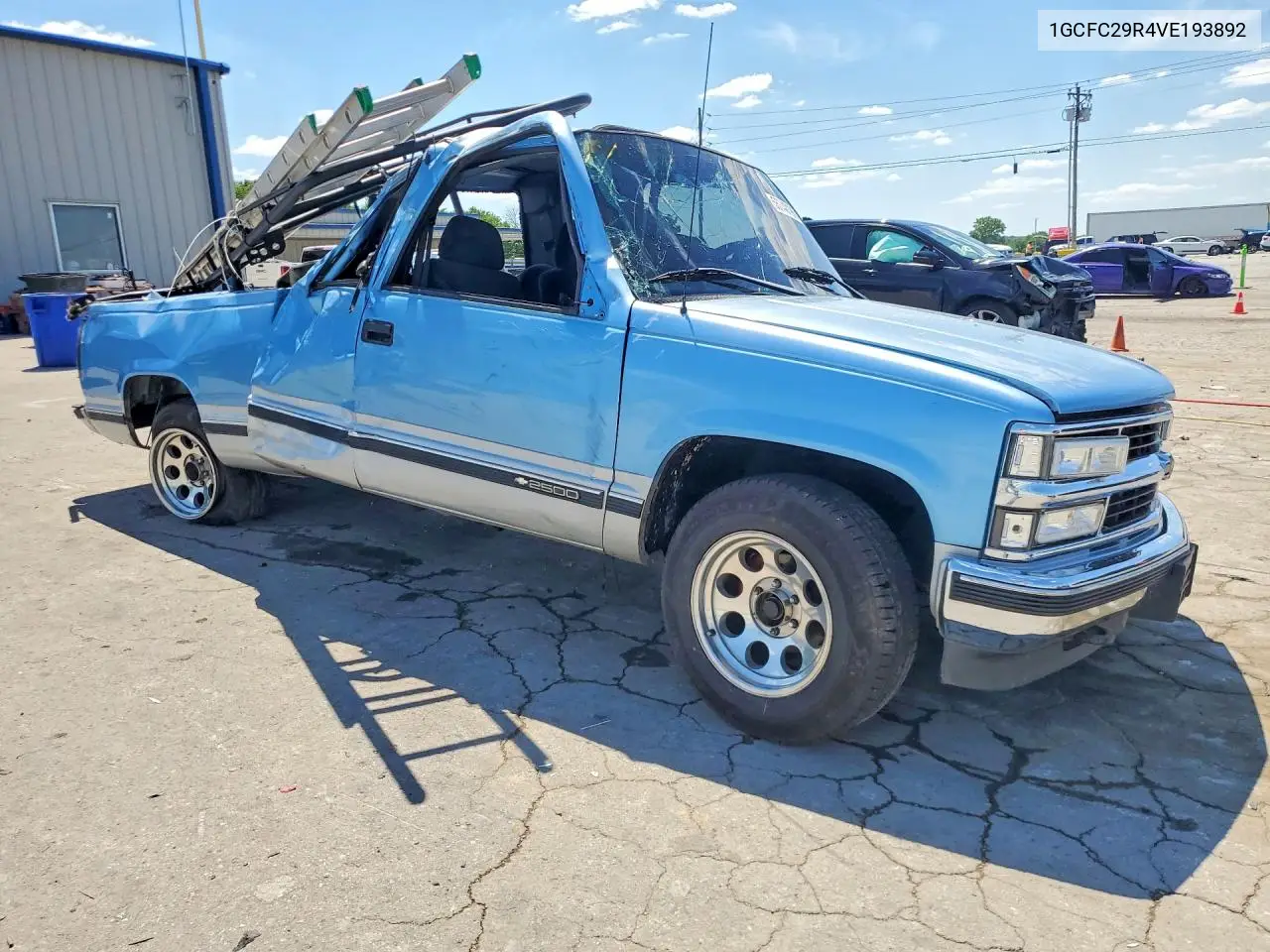 1997 Chevrolet Gmt-400 C2500 VIN: 1GCFC29R4VE193892 Lot: 55740196