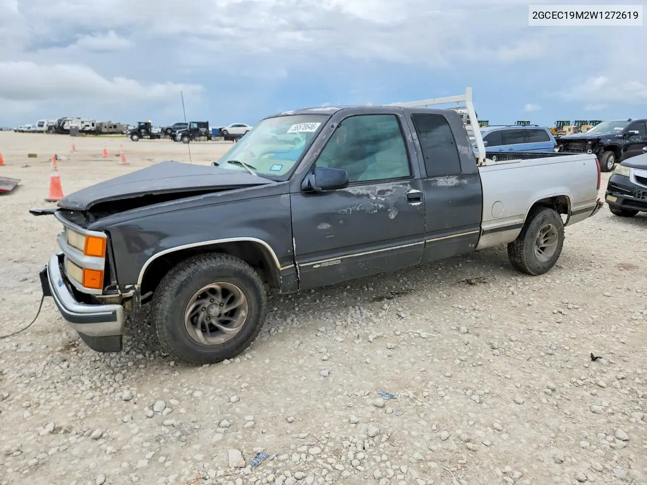 1998 Chevrolet Gmt-400 C1500 VIN: 2GCEC19M2W1272619 Lot: 56578646