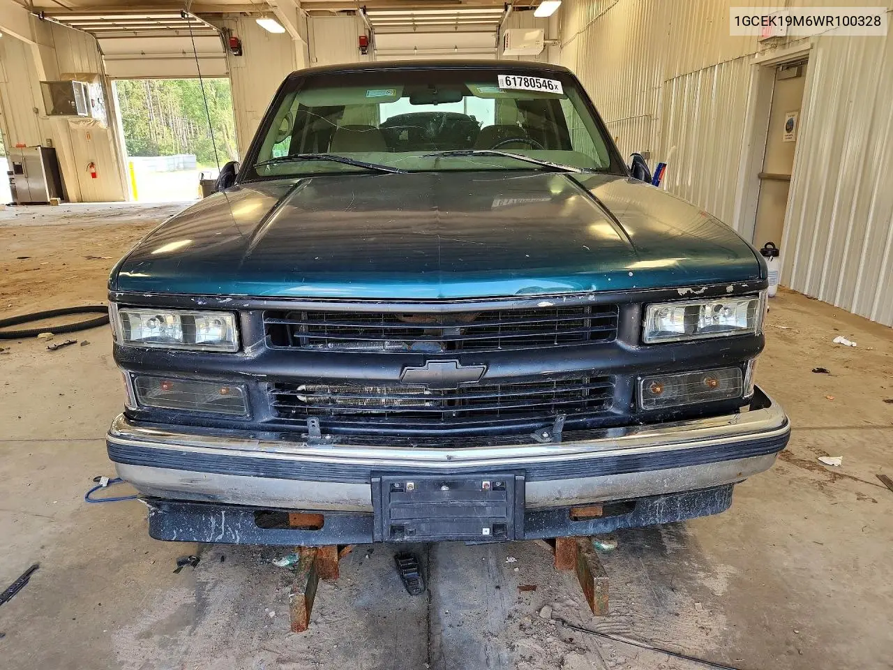 1998 Chevrolet Gmt-400 K1500 VIN: 1GCEK19M6WR100328 Lot: 61780546