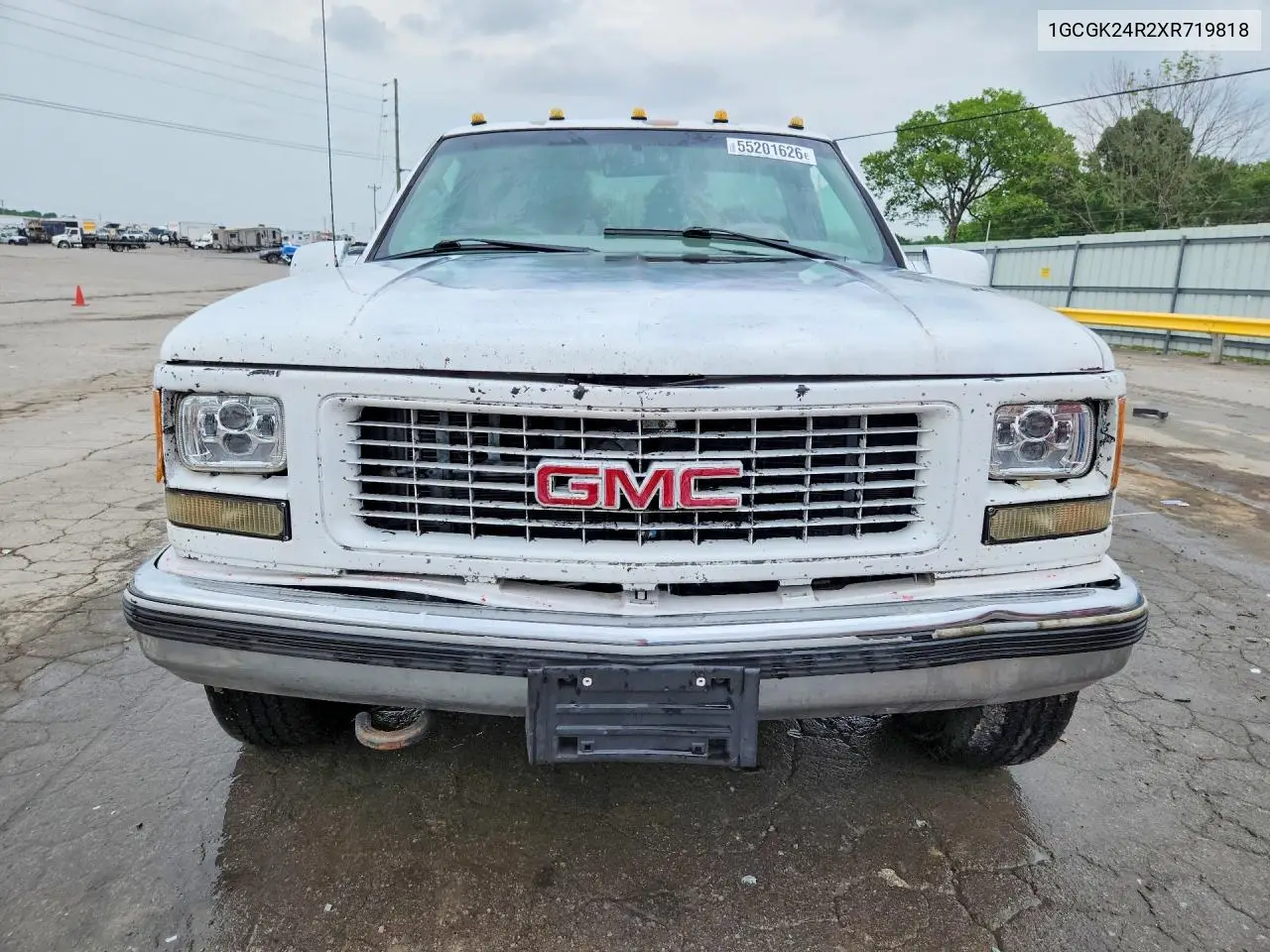 1999 Chevrolet Gmt-400 K2500 VIN: 1GCGK24R2XR719818 Lot: 55201626