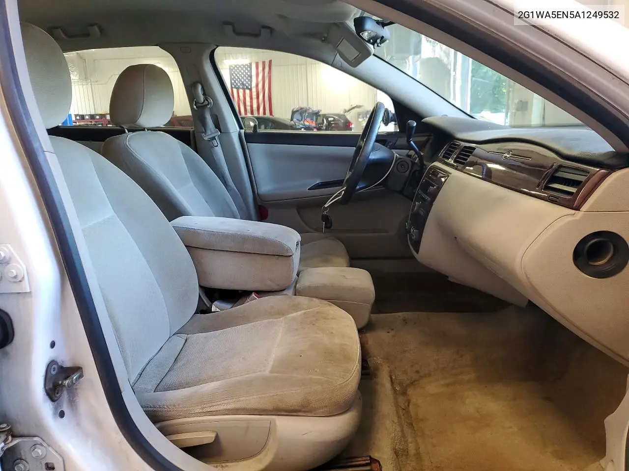 2010 Chevrolet Impala Ls VIN: 2G1WA5EN5A1249532 Lot: 61380586