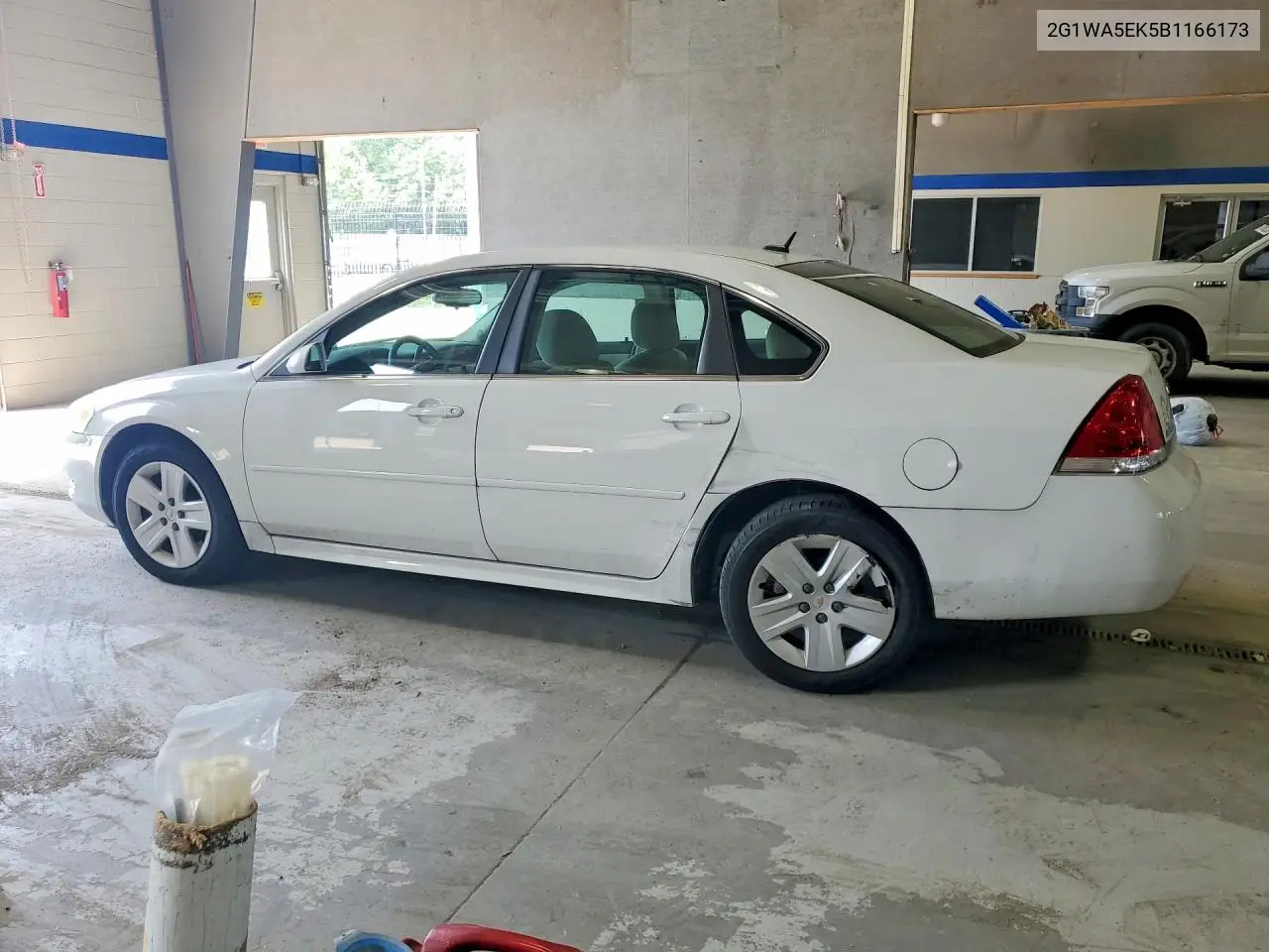 2011 Chevrolet Impala Ls VIN: 2G1WA5EK5B1166173 Lot: 61747776