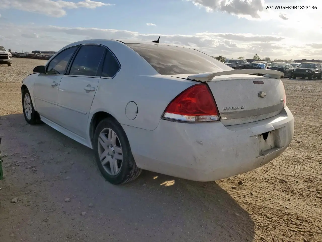 2G1WG5EK9B1323136 2011 Chevrolet Impala Lt