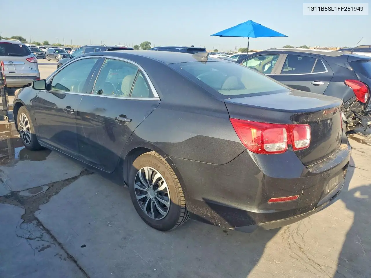 2015 Chevrolet Malibu Ls VIN: 1G11B5SL1FF251949 Lot: 61820356