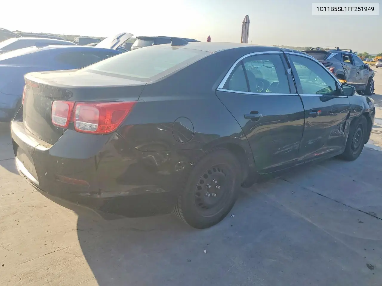 2015 Chevrolet Malibu Ls VIN: 1G11B5SL1FF251949 Lot: 61820356