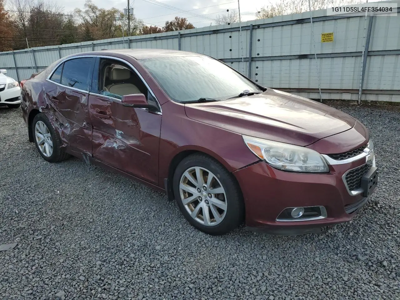 1G11D5SL4FF354034 2015 Chev Malibu 2Lt