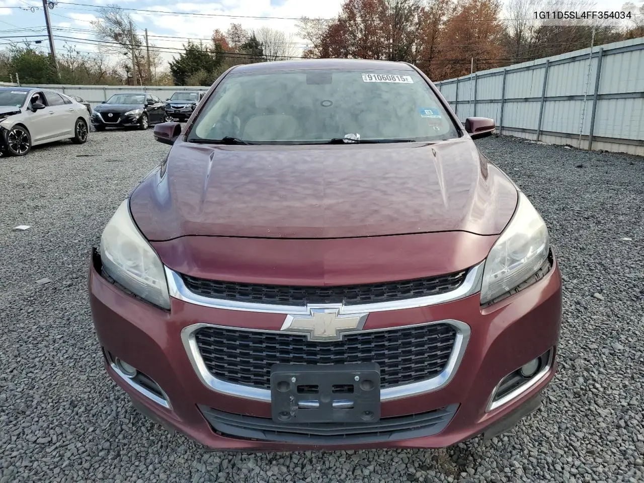 1G11D5SL4FF354034 2015 Chev Malibu 2Lt
