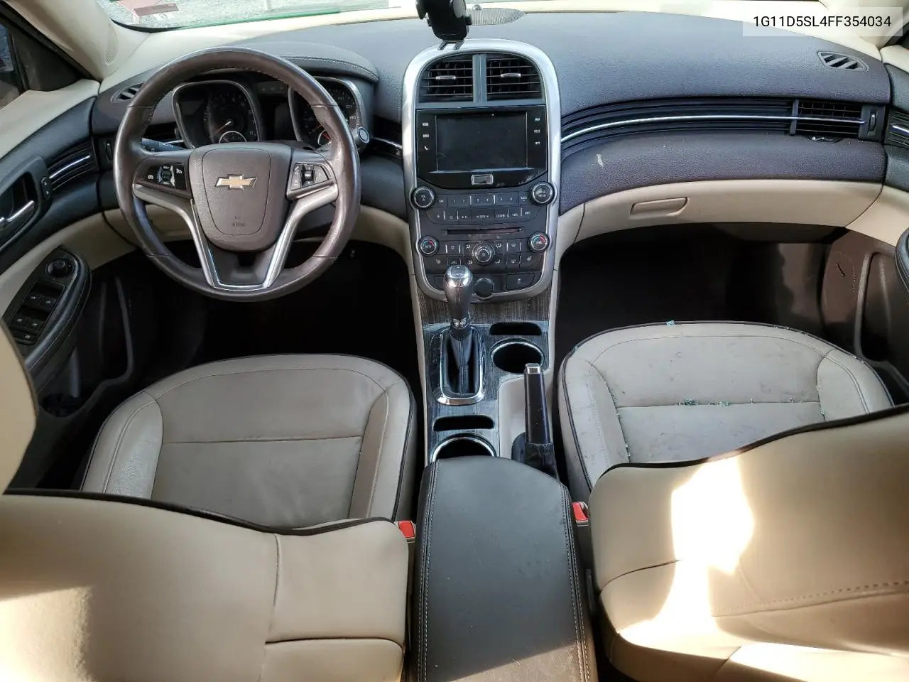 1G11D5SL4FF354034 2015 Chev Malibu 2Lt