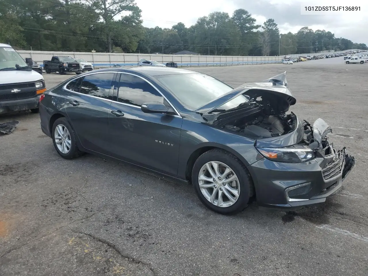 1G1ZD5ST5JF136891 2018 Chevrolet Malibu Lt