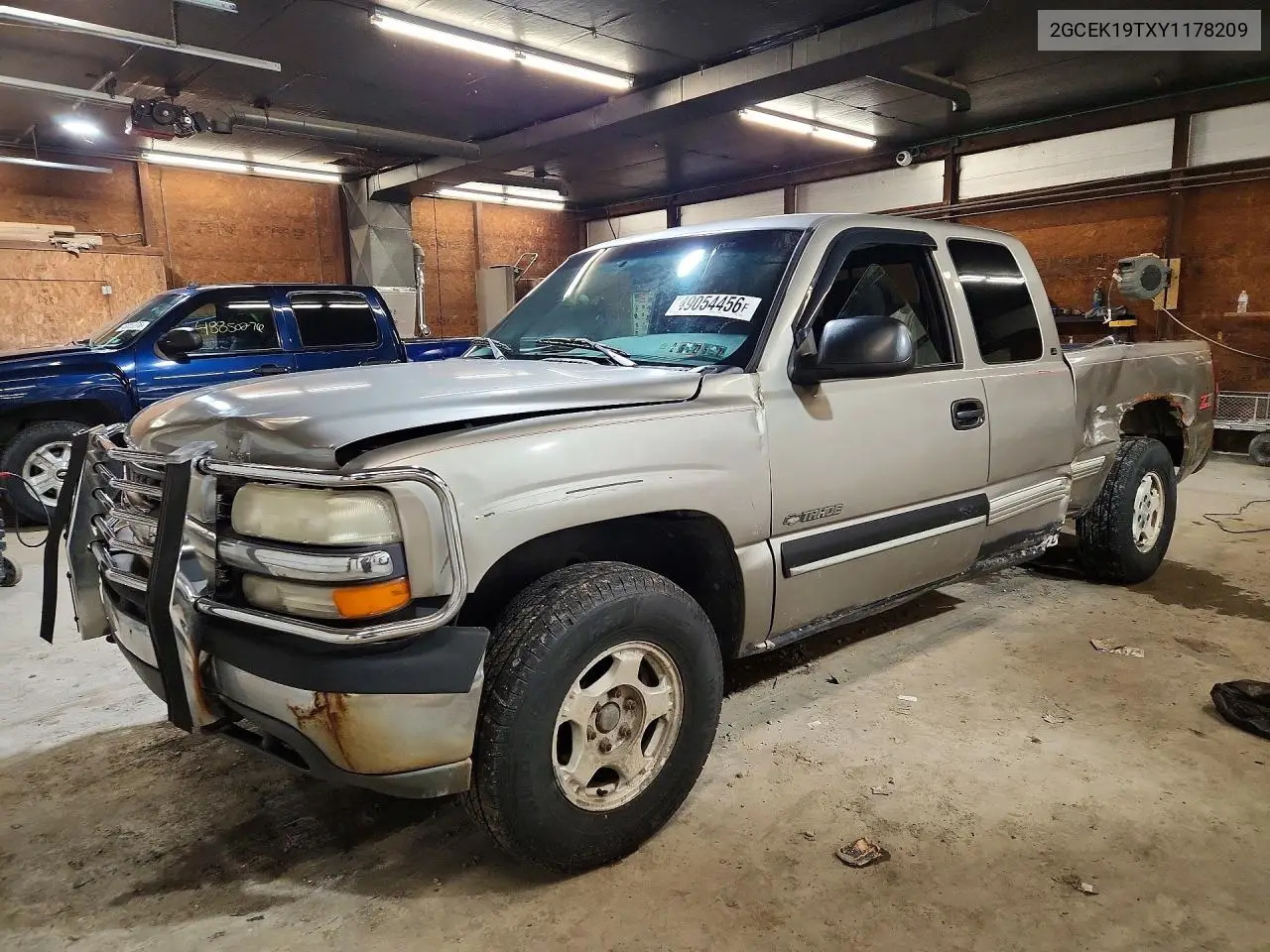 2000 Chevrolet Silverado K1500 VIN: 2GCEK19TXY1178209 Lot: 49054456