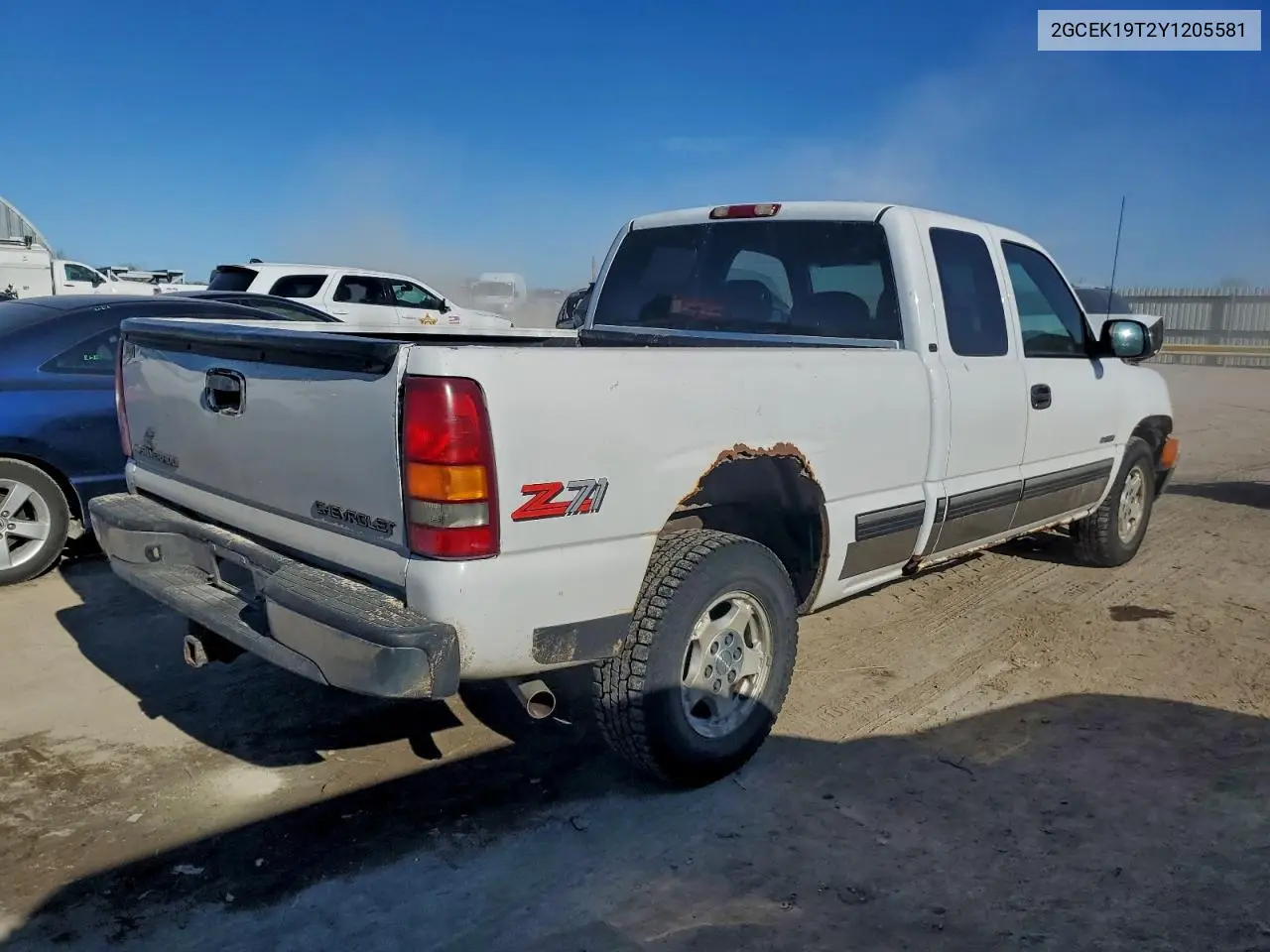 2GCEK19T2Y1205581 2000 Chevrolet Silverado K1500