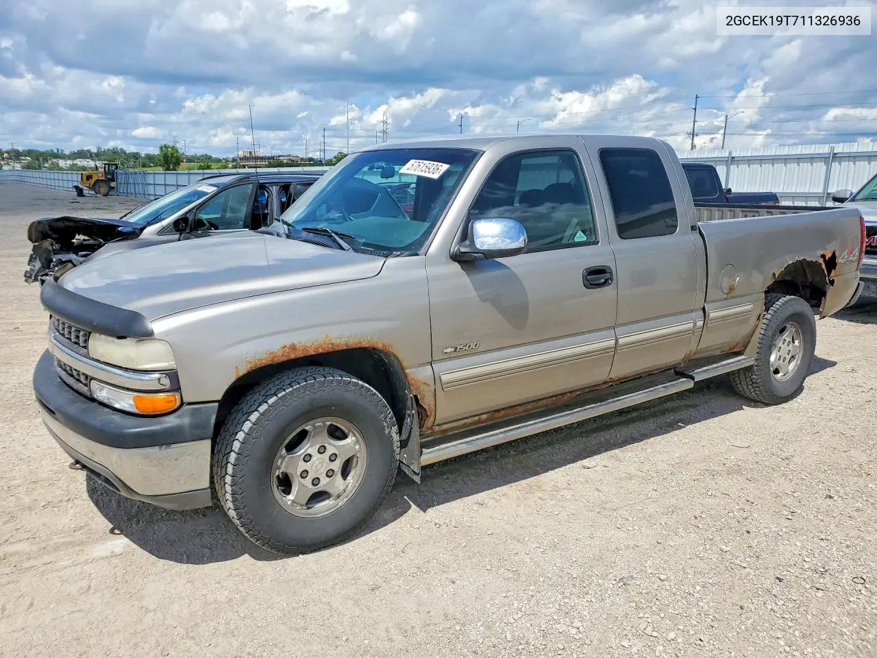 2001 Chevrolet Silverado K1500 VIN: 2GCEK19T711326936 Lot: 57615936