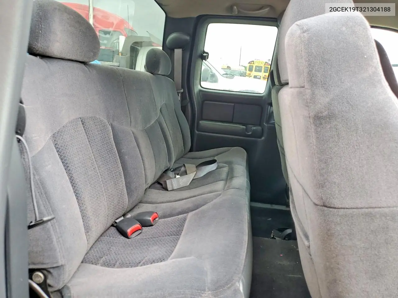 2002 Chevrolet Silverado K1500 VIN: 2GCEK19T321304188 Lot: 56649376