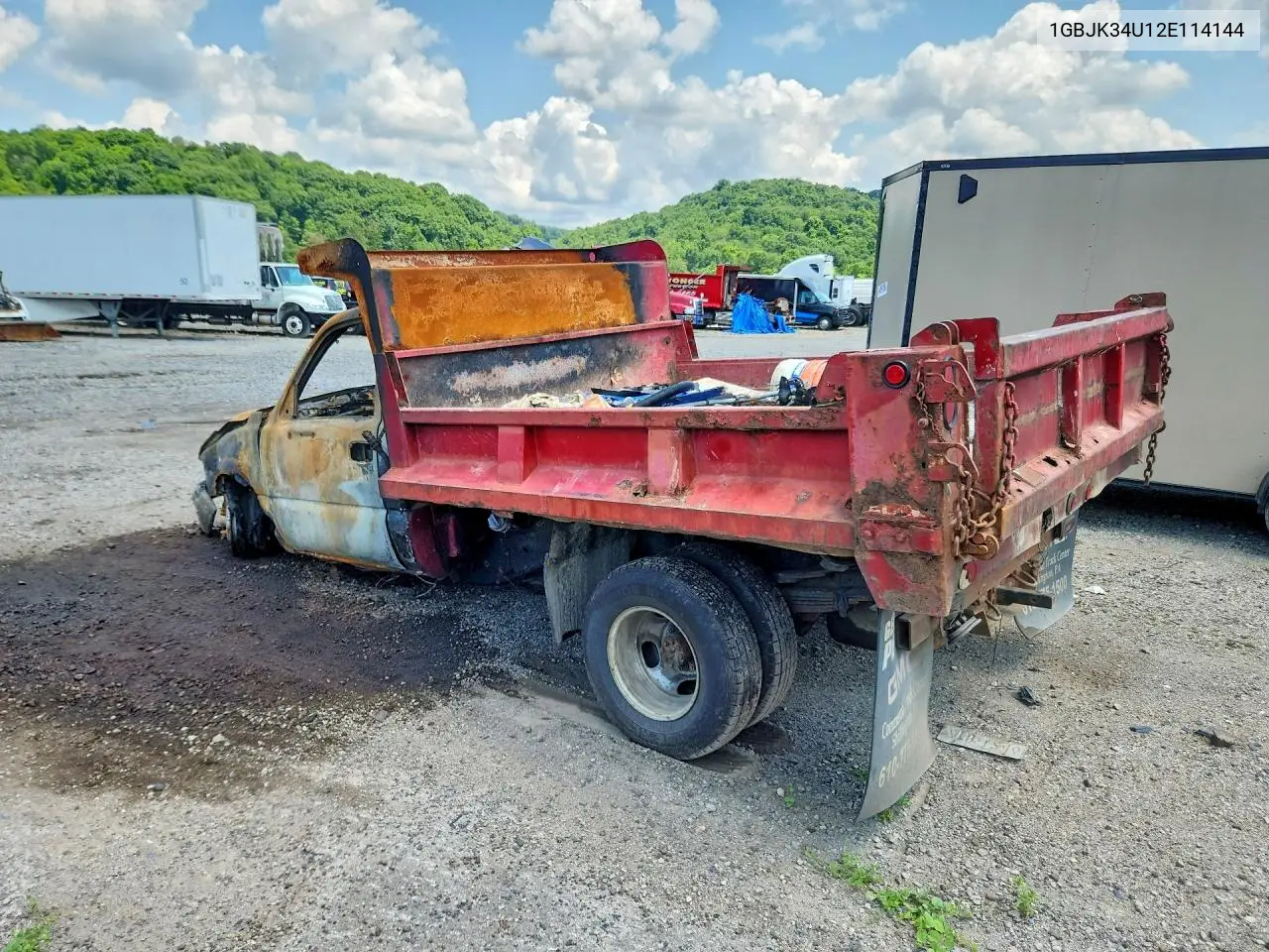 2002 Chevrolet Silverado Dump Truck VIN: 1GBJK34U12E114144 Lot: 58534686