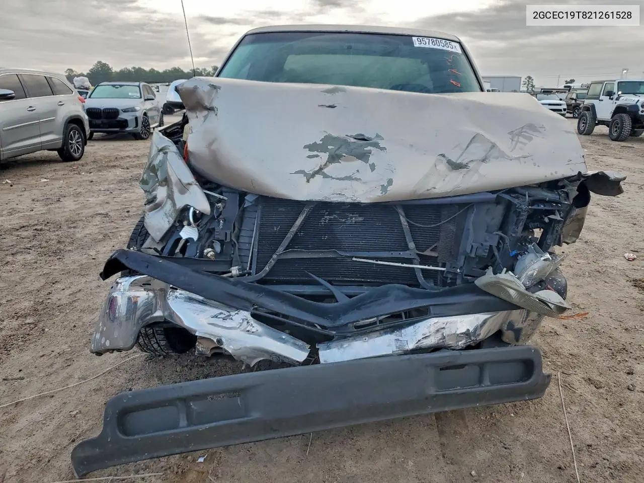 2GCEC19T821261528 2002 Chevrolet Silverado C1500