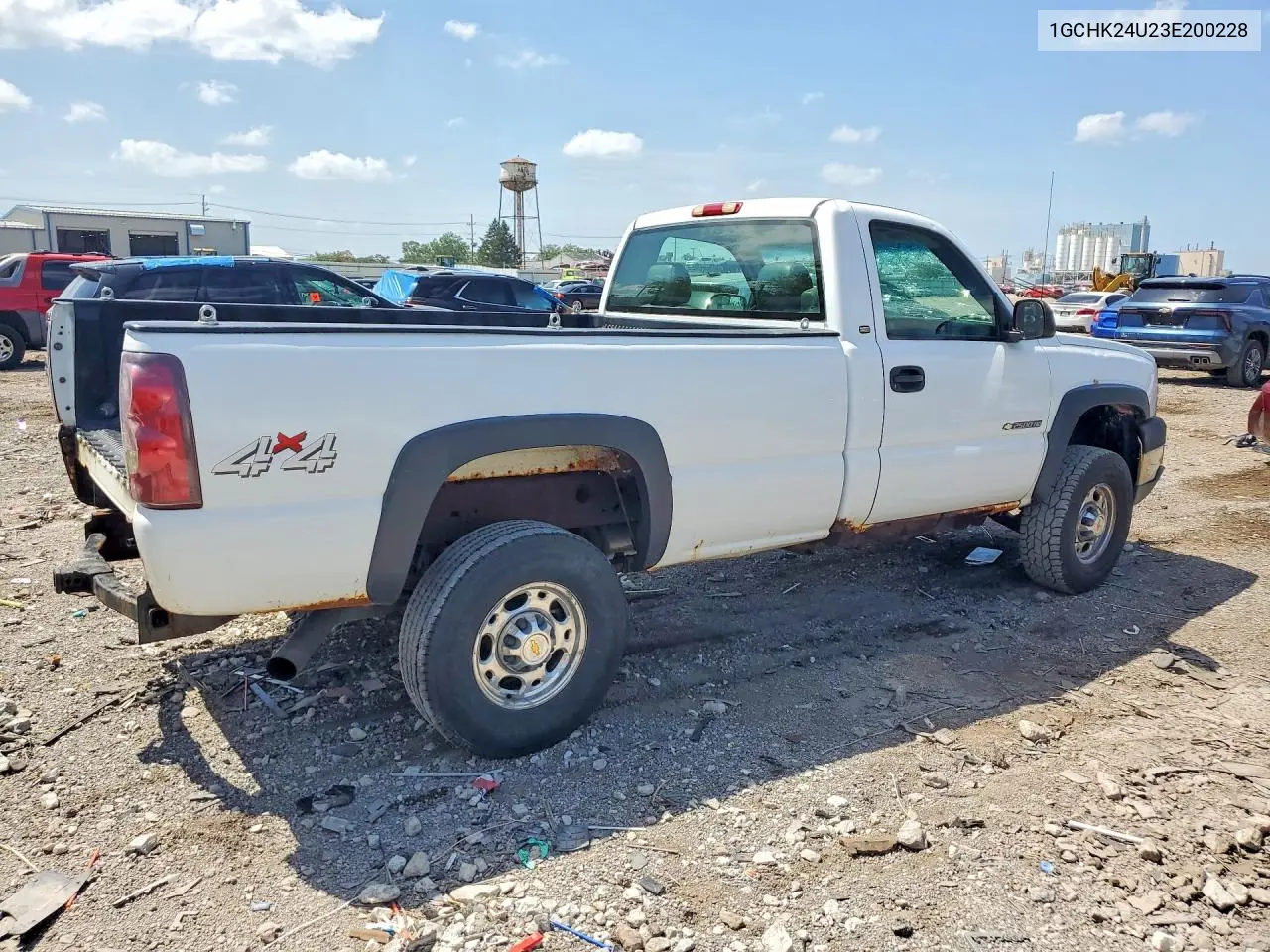2003 Chevrolet Silverado K2500 Heavy Duty VIN: 1GCHK24U23E200228 Lot: 59237286