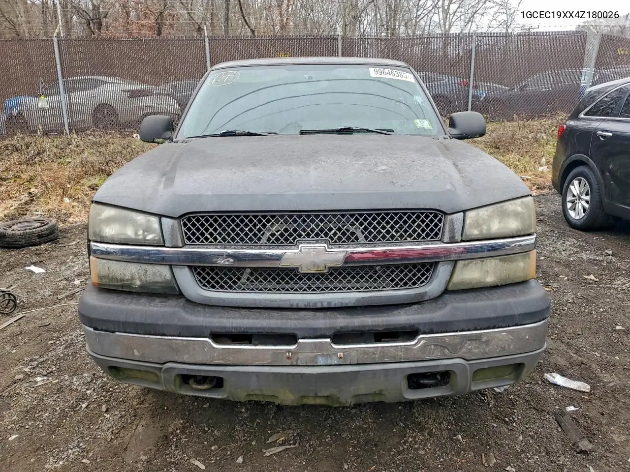 1GCEC19XX4Z180026 2004 Chevrolet Silverado C1500