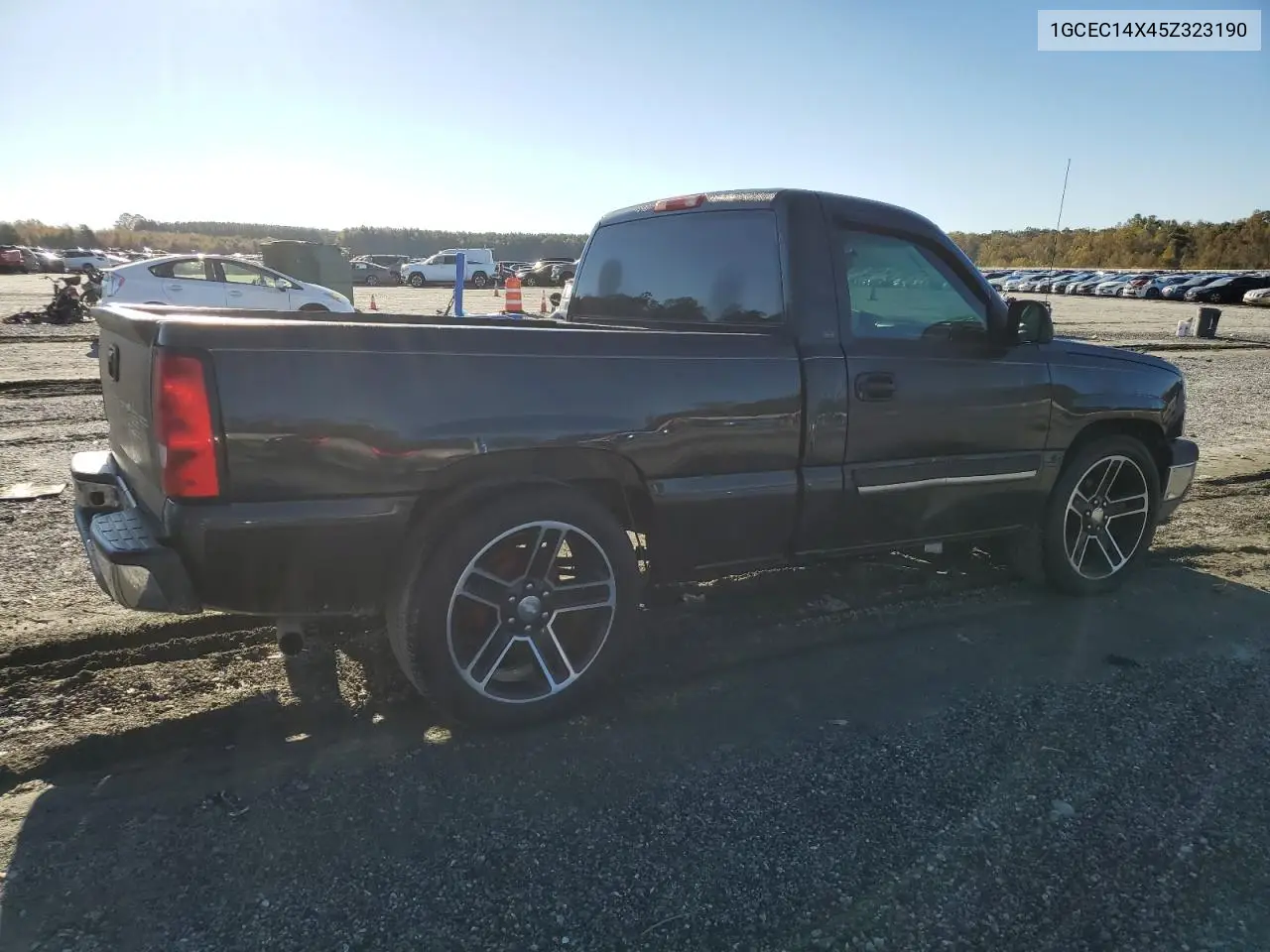 1GCEC14X45Z323190 2005 Chevrolet Silverado C1500