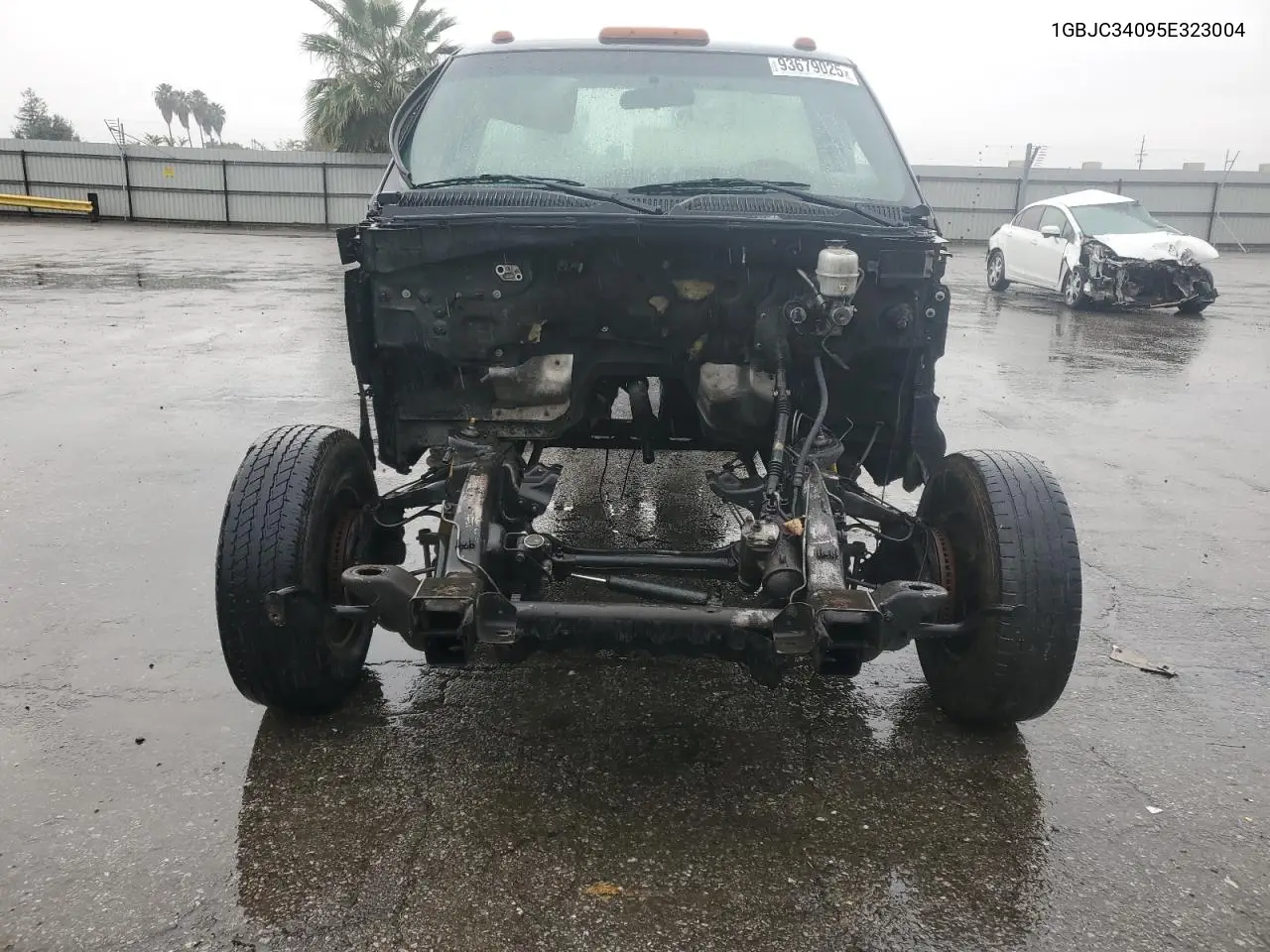 1GBJC34095E323004 2005 Chevrolet Silverado