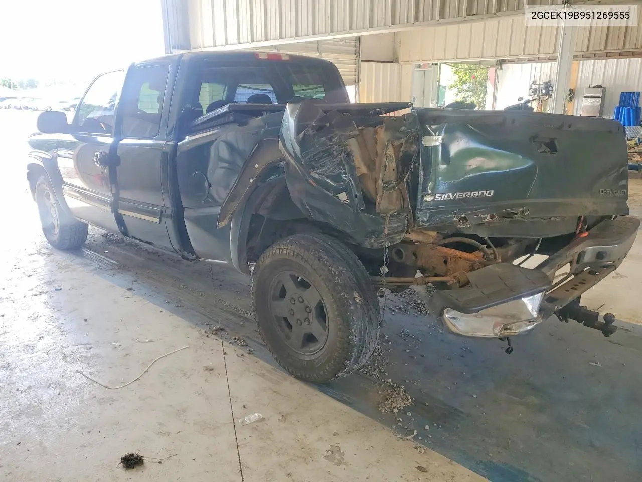 2005 Chevrolet Silverado K1500 VIN: 2GCEK19B951269555 Lot: 61985826