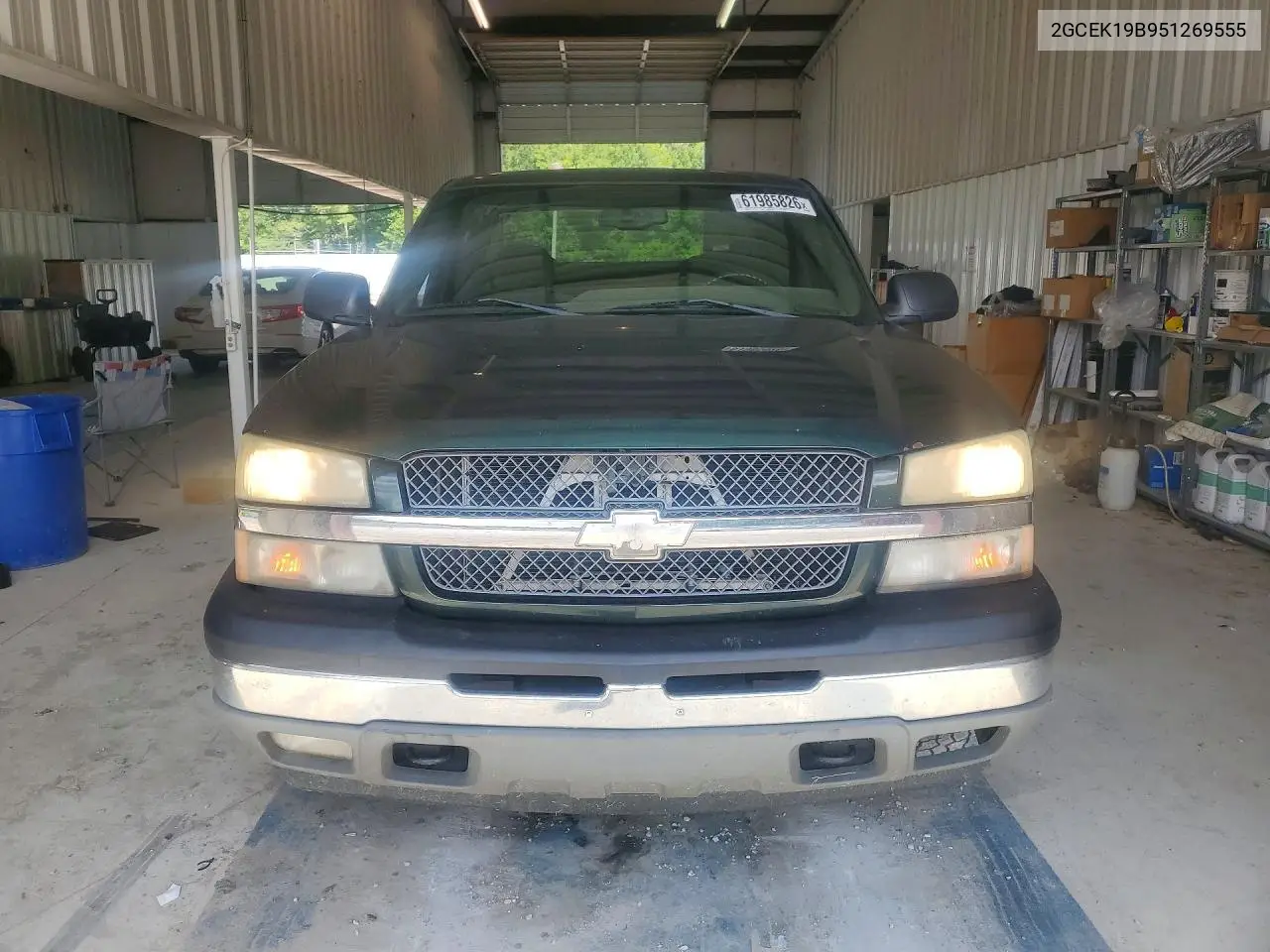 2005 Chevrolet Silverado K1500 VIN: 2GCEK19B951269555 Lot: 61985826