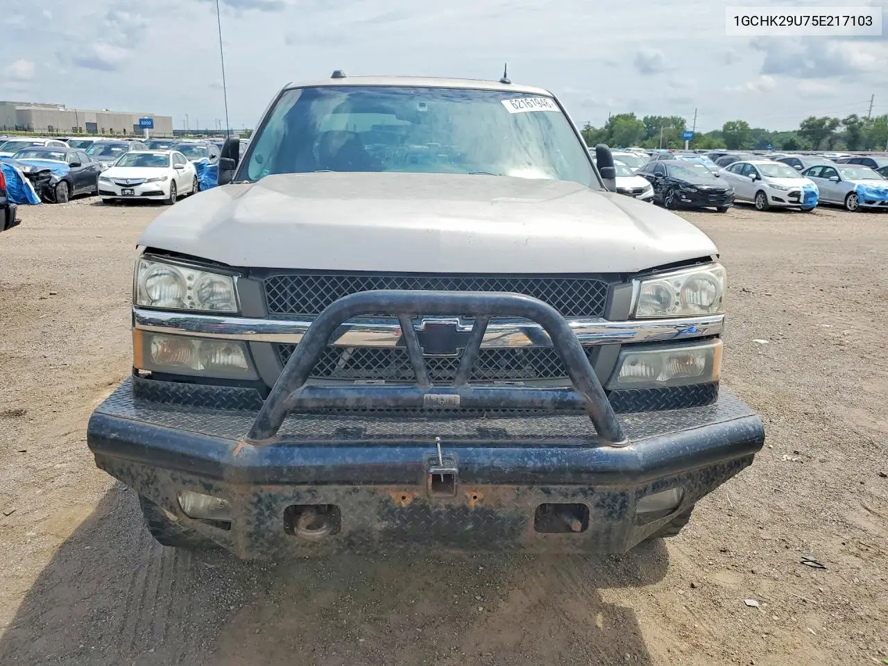 2005 Chevrolet Silverado K2500 Heavy Duty VIN: 1GCHK29U75E217103 Lot: 62161946