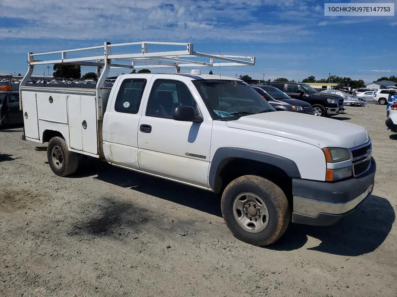 2007 Chevrolet Silverado K2500 Heavy Duty VIN: 1GCHK29U97E147753 Lot: 61493686