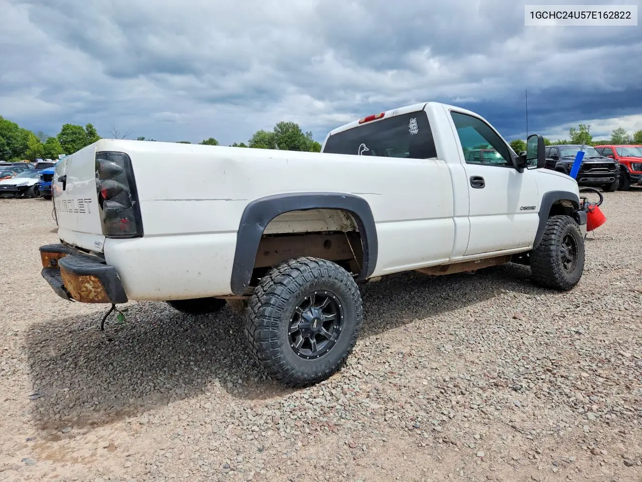 2007 Chevrolet Silverado C2500 Heavy Duty VIN: 1GCHC24U57E162822 Lot: 61776896