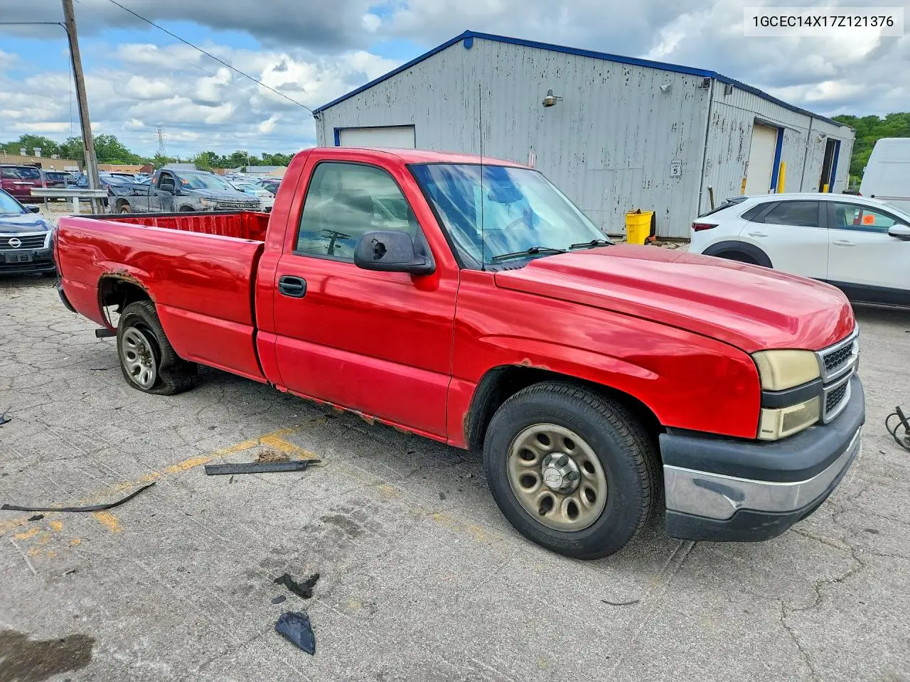 2007 Chevrolet Silverado C1500 Classic VIN: 1GCEC14X17Z121376 Lot: 62206786