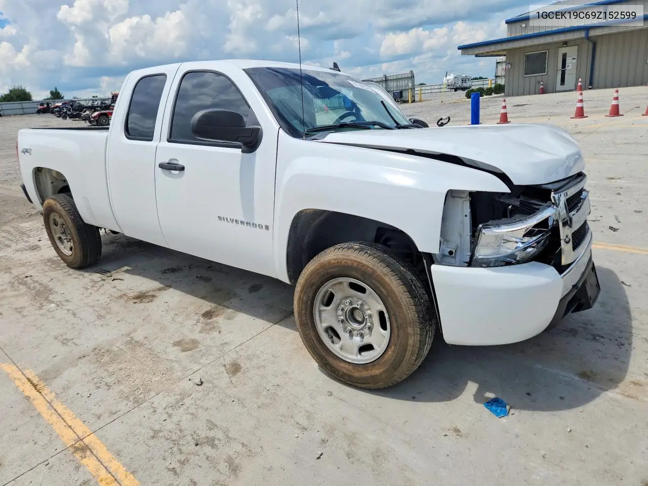 2009 Chevrolet Silverado K1500 VIN: 1GCEK19C69Z152599 Lot: 61349576