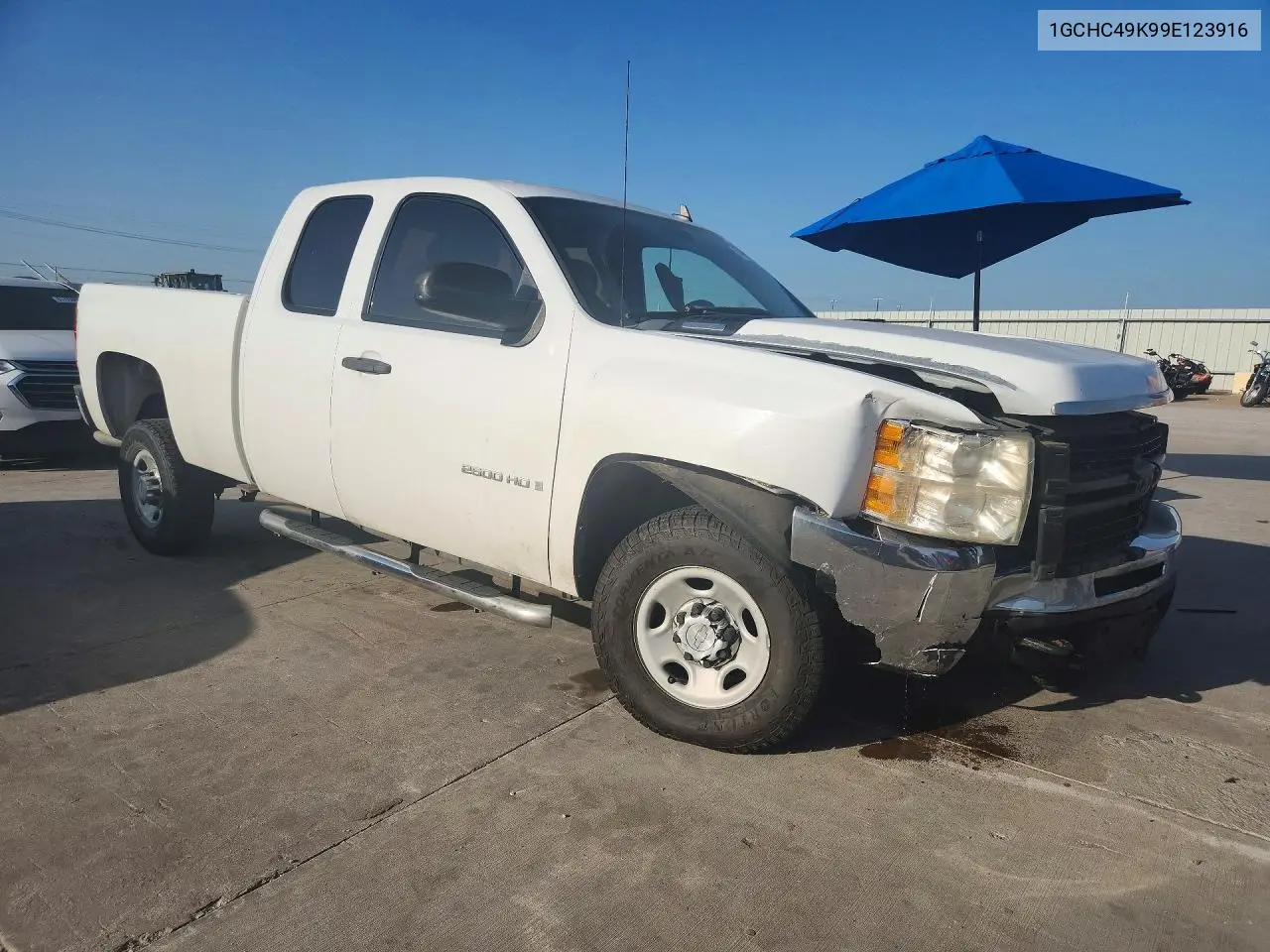 2009 Chevrolet Silverado C2500 Heavy Duty VIN: 1GCHC49K99E123916 Lot: 61363276