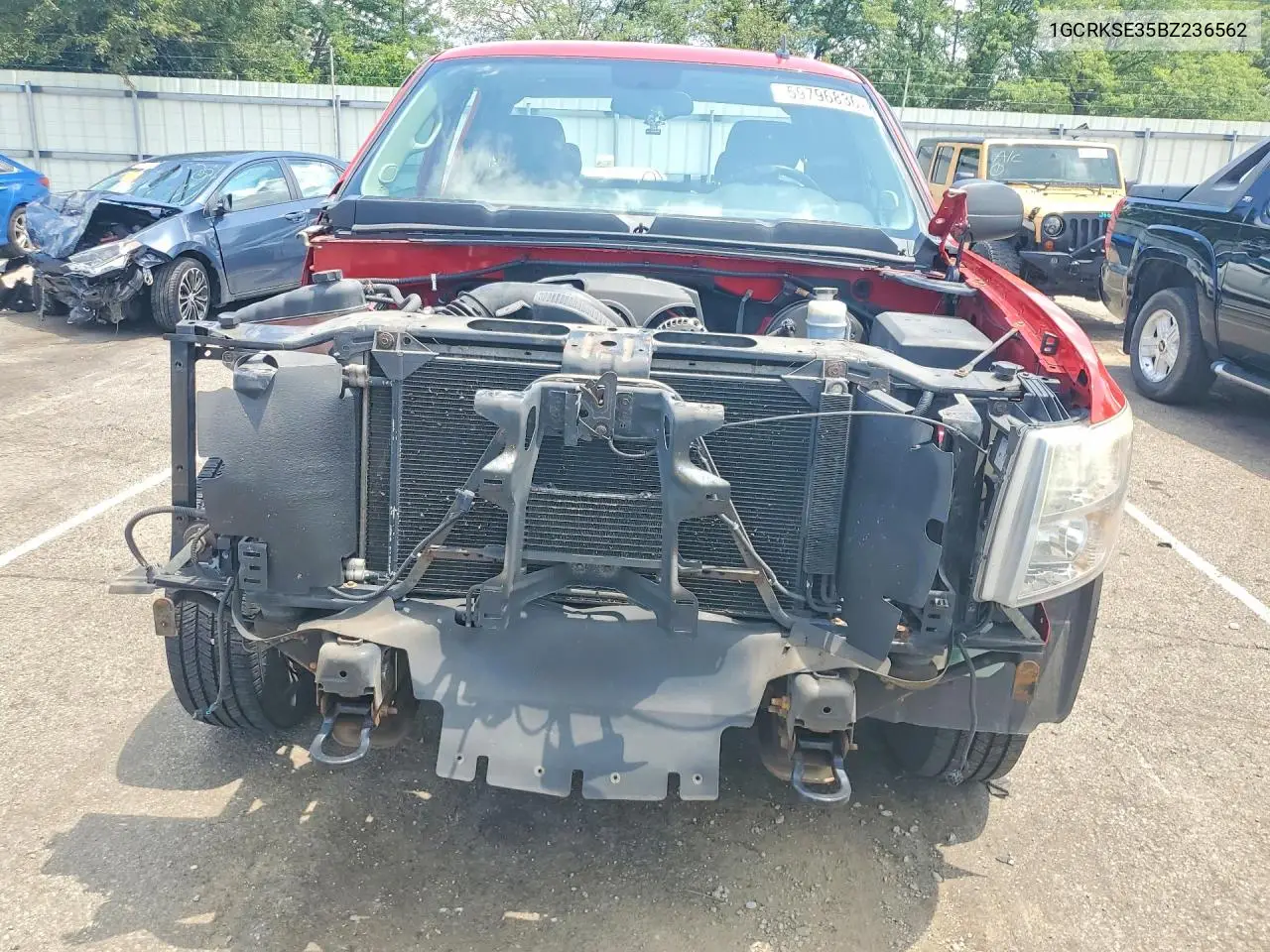 1GCRKSE35BZ236562 2011 Chevrolet Silverado K1500 Lt