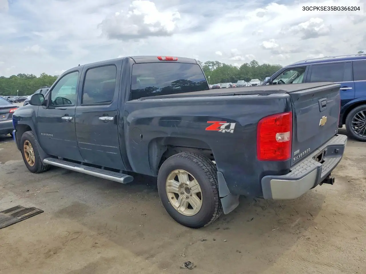 3GCPKSE35BG366204 2011 Chevrolet Silverado K1500 Lt