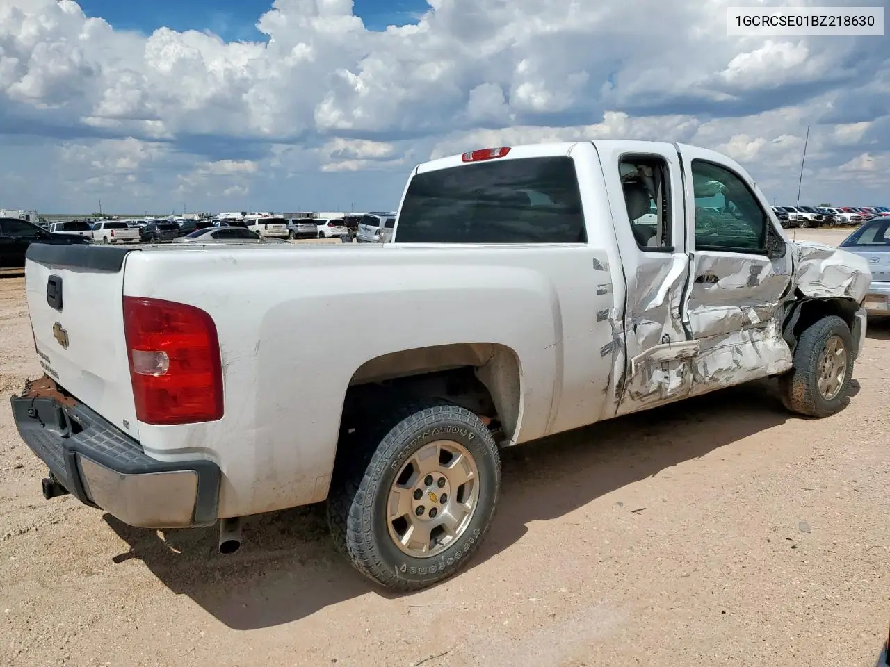 1GCRCSE01BZ218630 2011 Chevrolet Silverado C1500 Lt