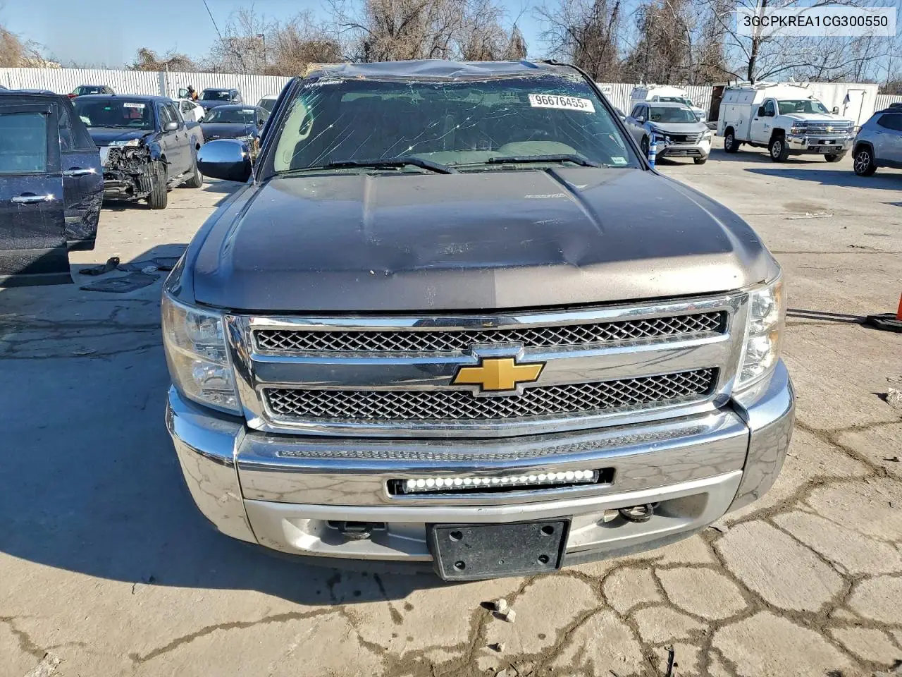 3GCPKREA1CG300550 2012 Chevrolet Silverado K1500 Ls