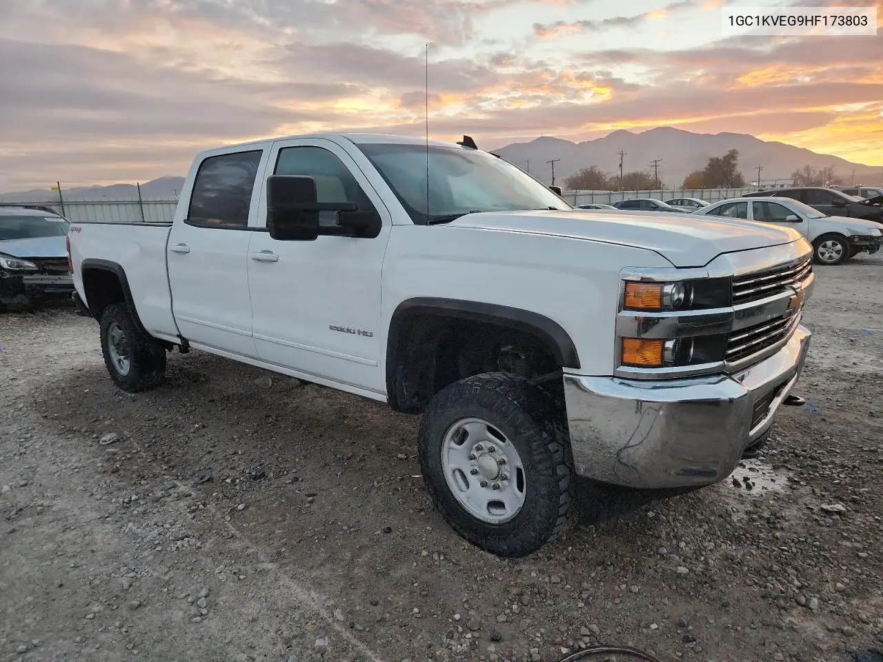 1GC1KVEG9HF173803 2017 Chevrolet Silverado K2500 Heavy Duty Lt