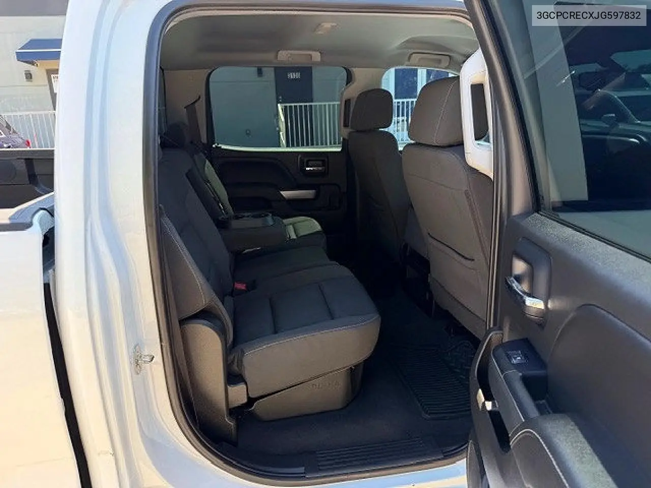 3GCPCRECXJG597832 2018 Chevrolet Silverado C1500 Lt
