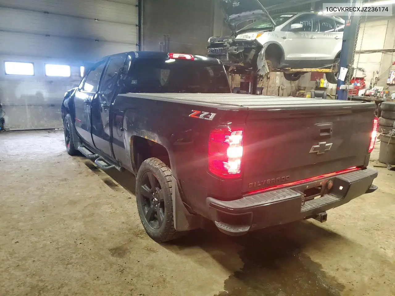 2018 Chevrolet Silverado K1500 Lt VIN: 1GCVKRECXJZ236174 Lot: 48071886