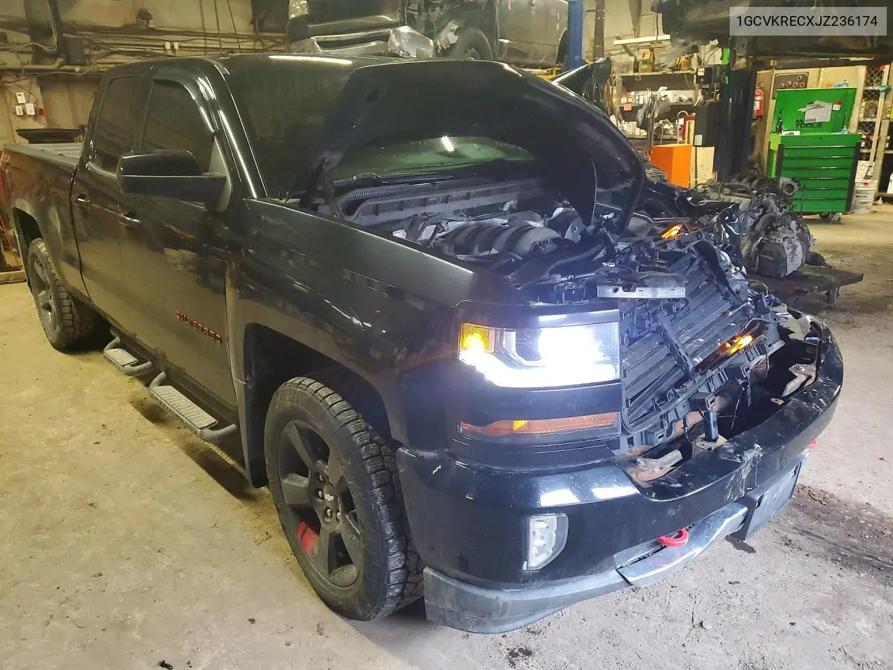 2018 Chevrolet Silverado K1500 Lt VIN: 1GCVKRECXJZ236174 Lot: 48071886