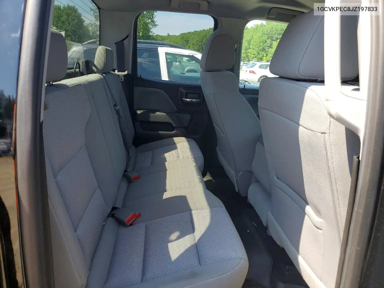 2018 Chevrolet Silverado K1500 Custom VIN: 1GCVKPEC8JZ197833 Lot: 59238346